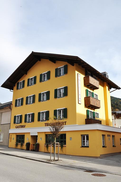Hotel Gasthof Tirolerwirt 비쇼프스호펜 외부 사진