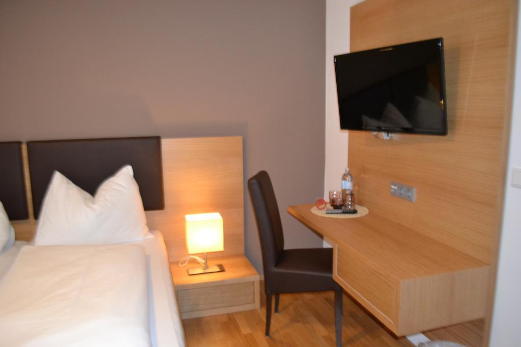 Hotel Gasthof Tirolerwirt 비쇼프스호펜 외부 사진
