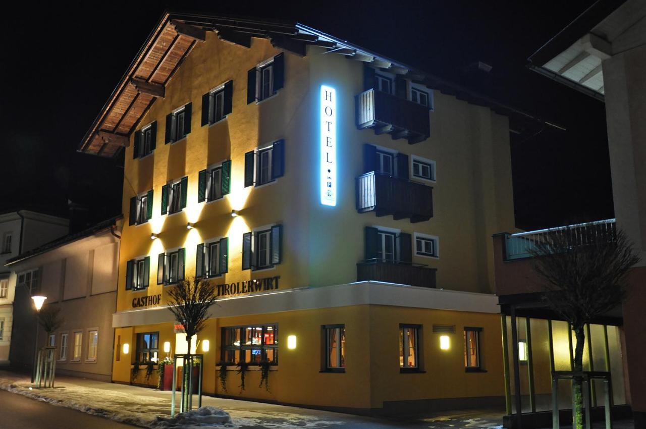 Hotel Gasthof Tirolerwirt 비쇼프스호펜 외부 사진